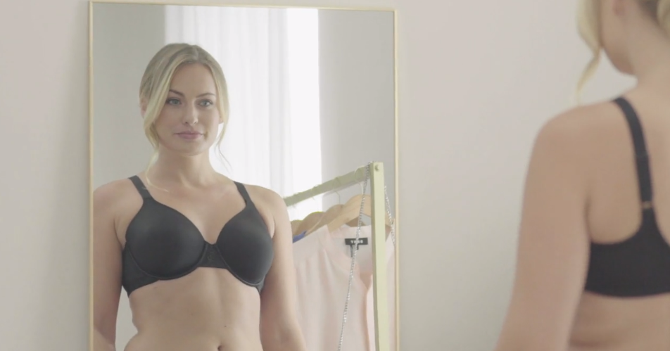 Vanity Fair Women's Beauty Back Smoothing Bra, Minimizes Bust Line
